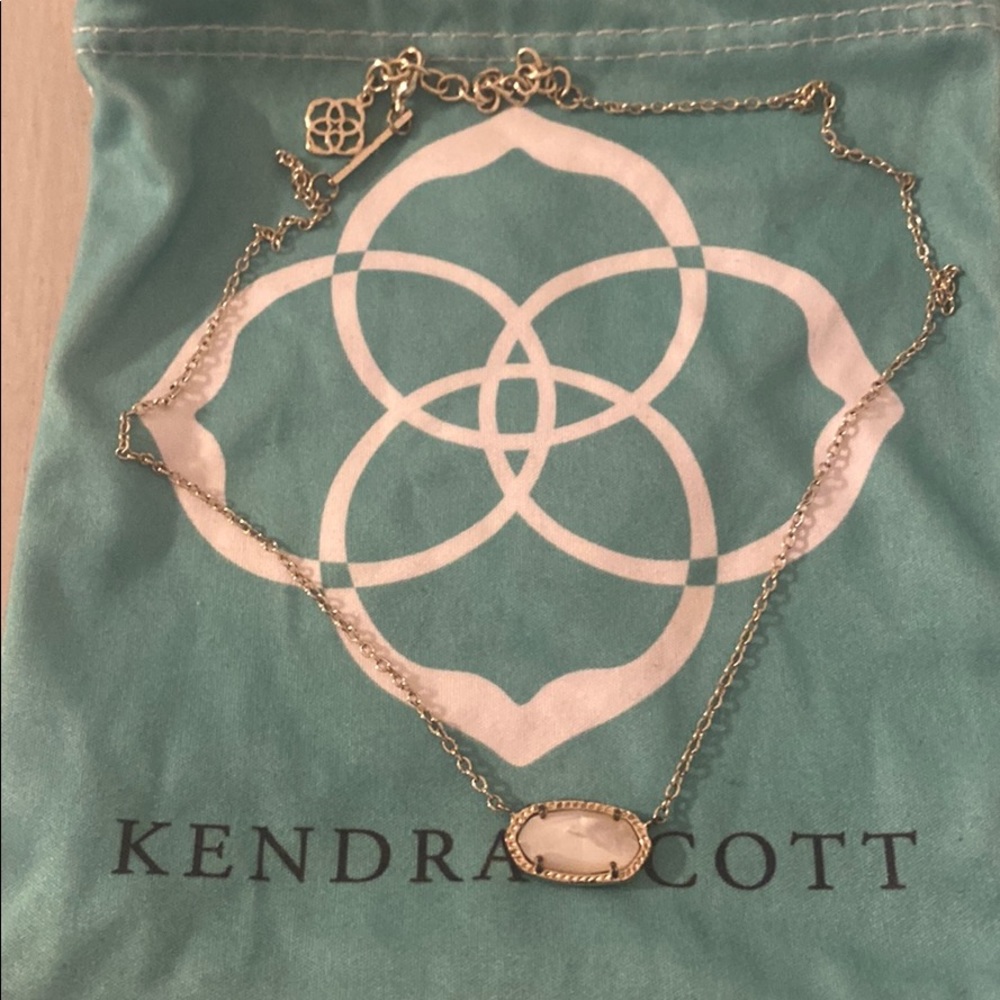 Kendra Scott Necklace